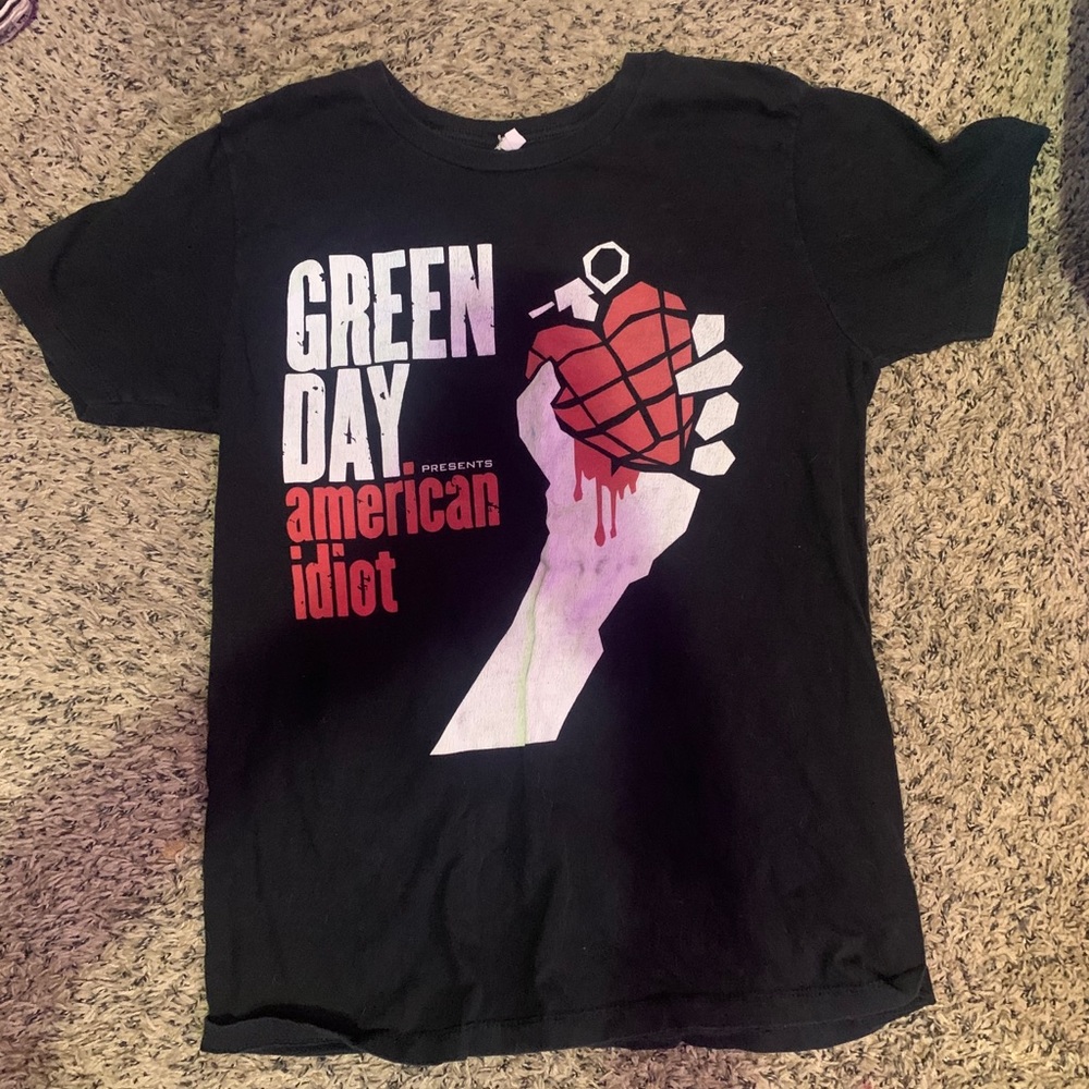 green day shirt